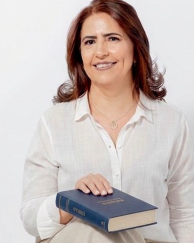 Raquel, da Cristais Ateliê de Viagens